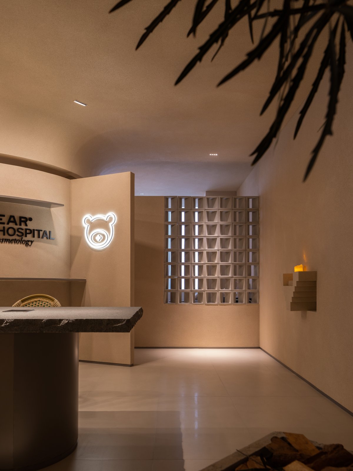 YINJISPACE Explores Life Aesthetics Through a Media Lens, Blending Art ...