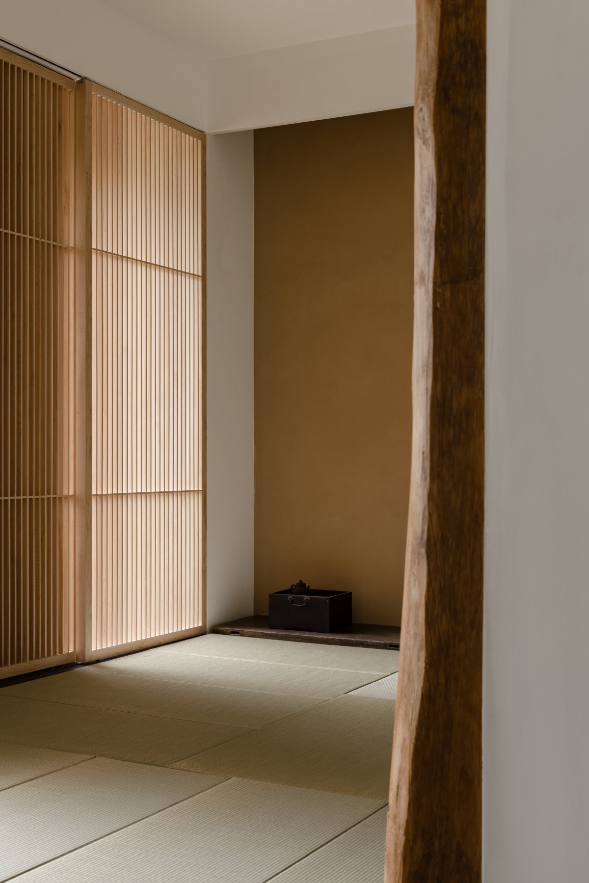 YINJISPACE Explores Life Aesthetics Through a Media Lens, Blending Art ...