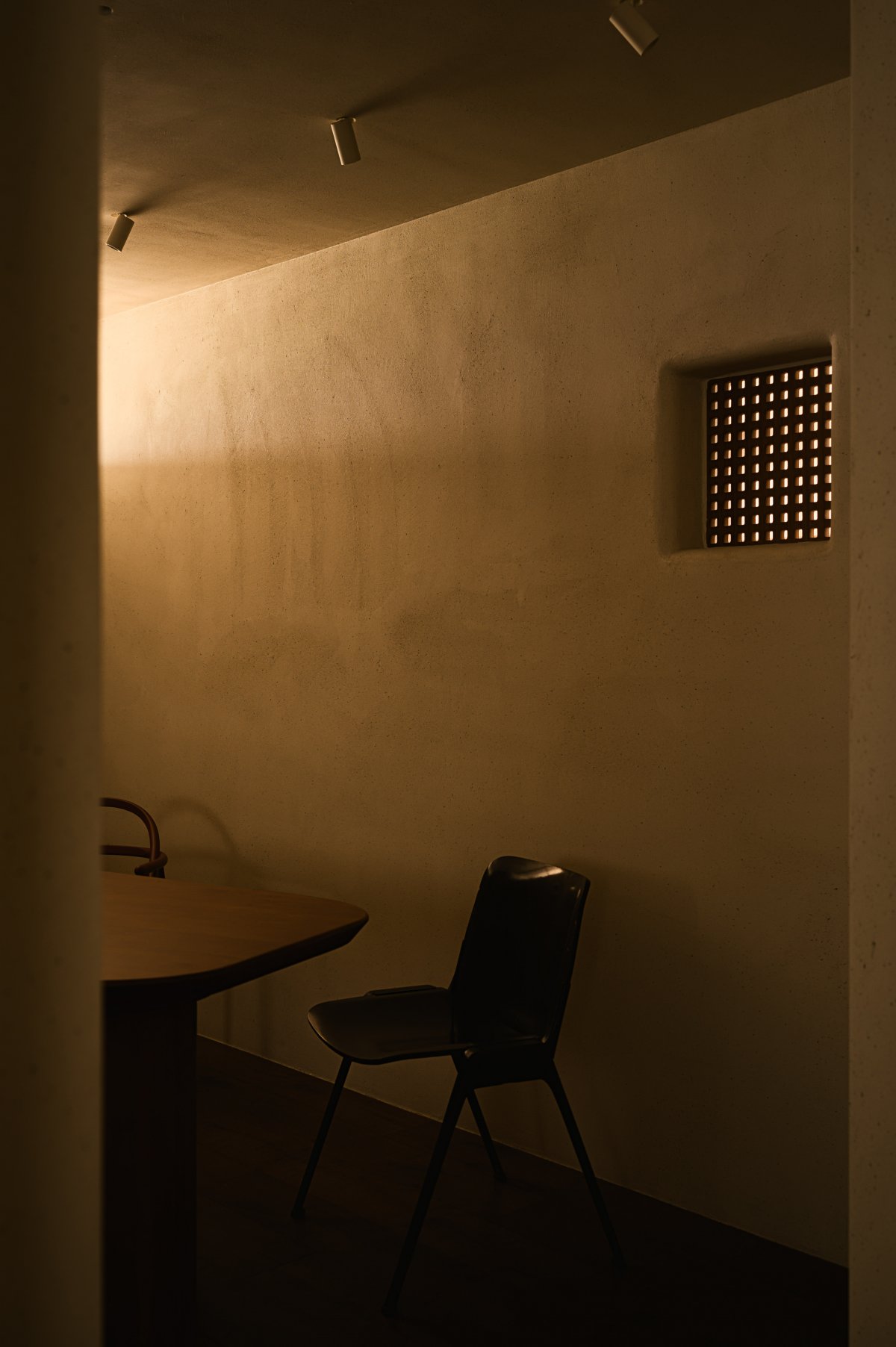 YINJISPACE Explores Life Aesthetics Through a Media Lens, Blending Art ...