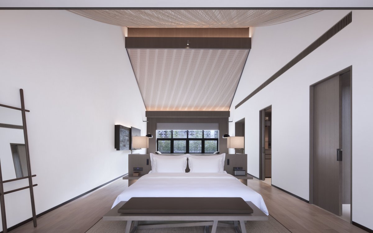 YINJISPACE Explores Life Aesthetics Through a Media Lens, Blending Art ...