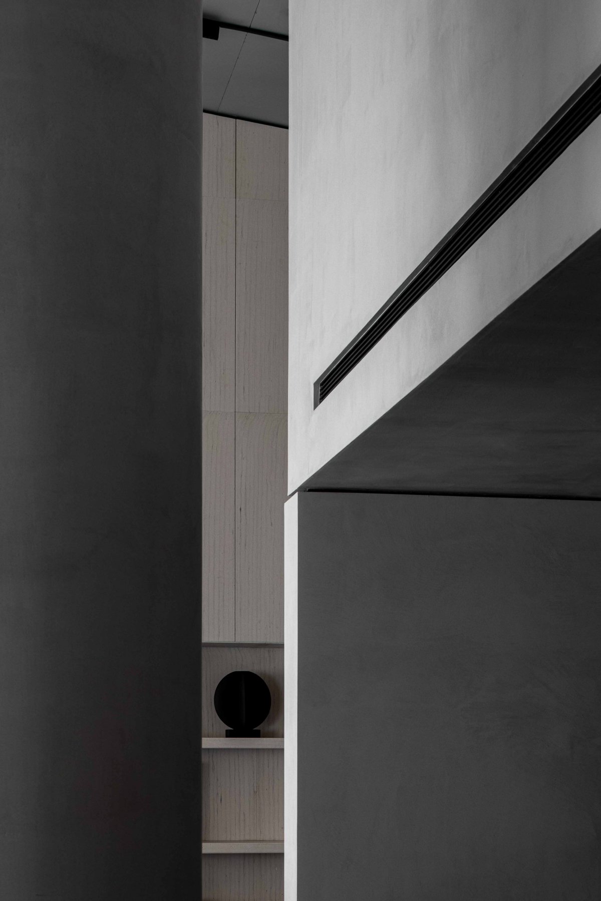 YINJISPACE Explores Life Aesthetics Through a Media Lens, Blending Art ...