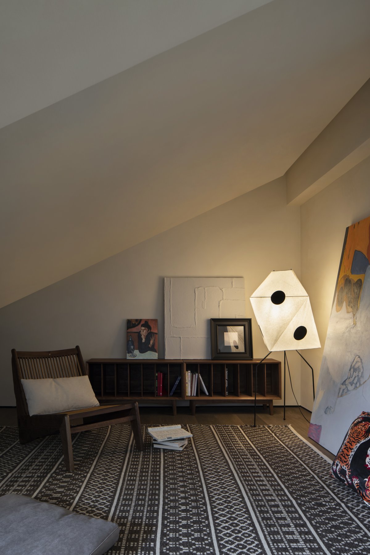 YINJISPACE Explores Life Aesthetics Through a Media Lens, Blending Art ...