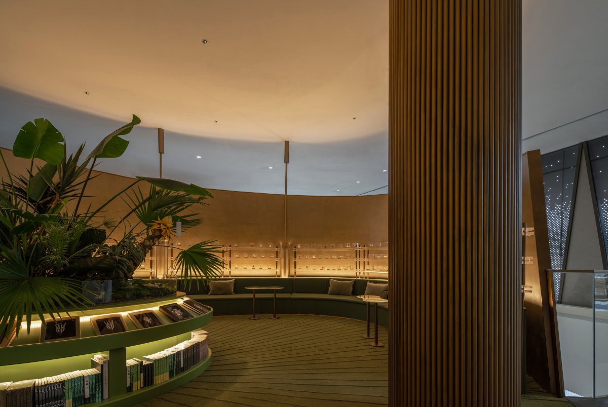 YINJISPACE Explores Life Aesthetics Through a Media Lens, Blending Art ...