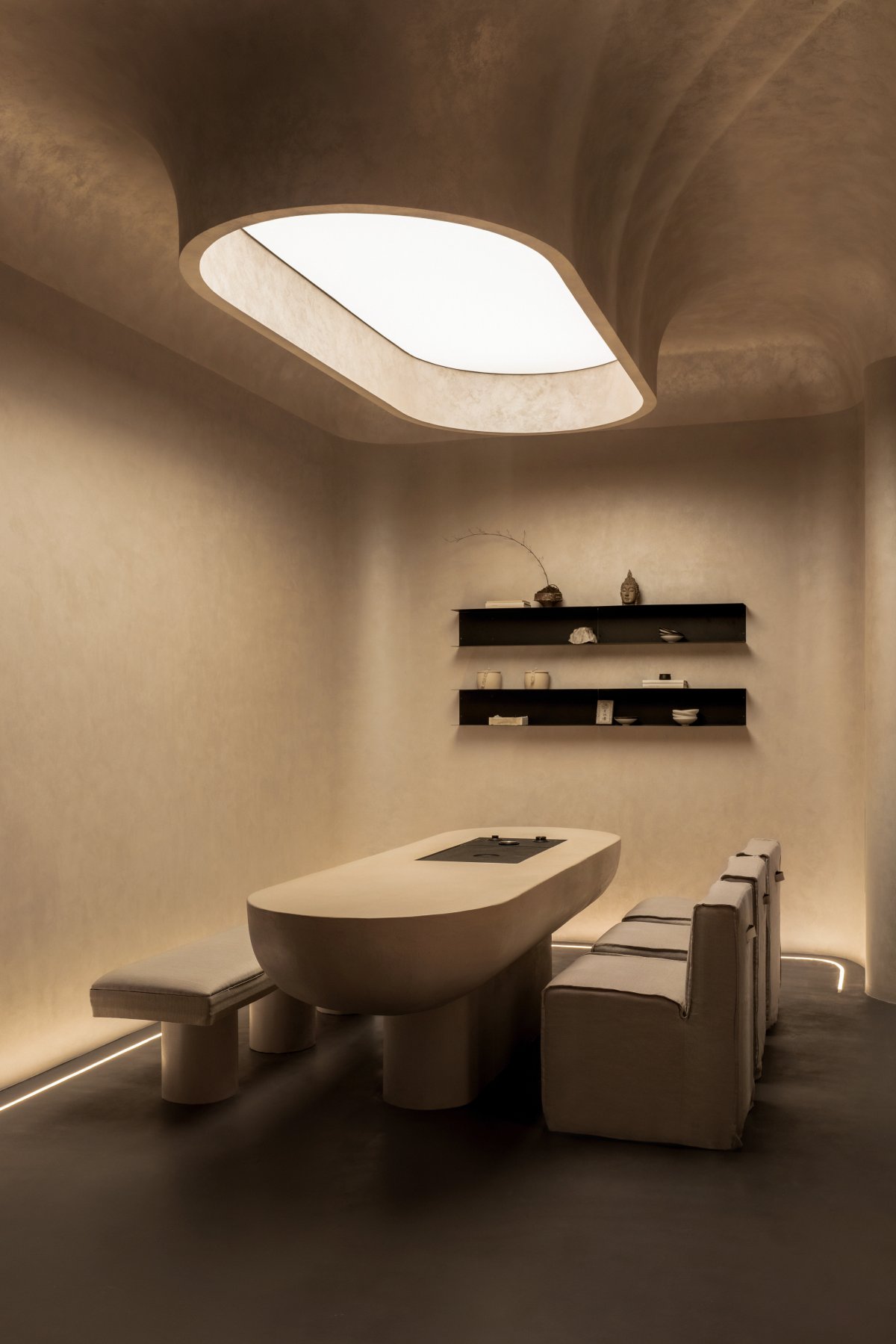 YINJISPACE Explores Life Aesthetics Through a Media Lens, Blending Art ...