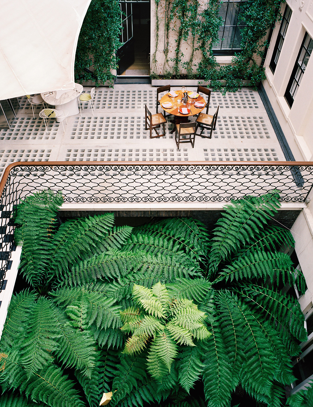 YINJISPACE Explores Life Aesthetics Through a Media Lens, Blending Art ...