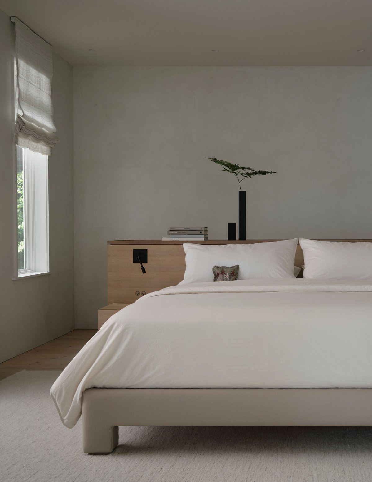 YINJISPACE Explores Life Aesthetics Through a Media Lens, Blending Art ...