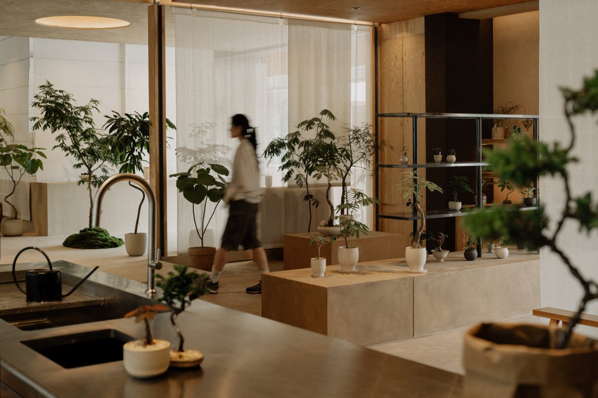 YINJISPACE Explores Life Aesthetics Through a Media Lens, Blending Art ...