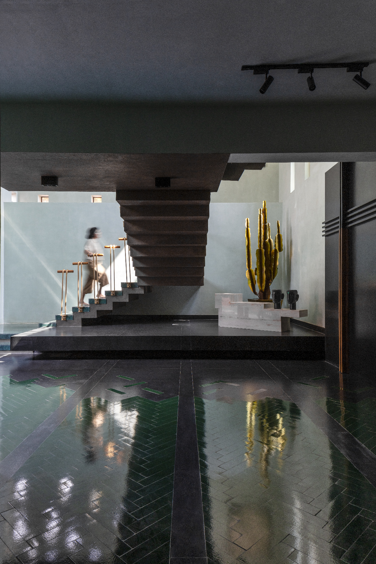 YINJISPACE Explores Life Aesthetics Through a Media Lens, Blending Art ...