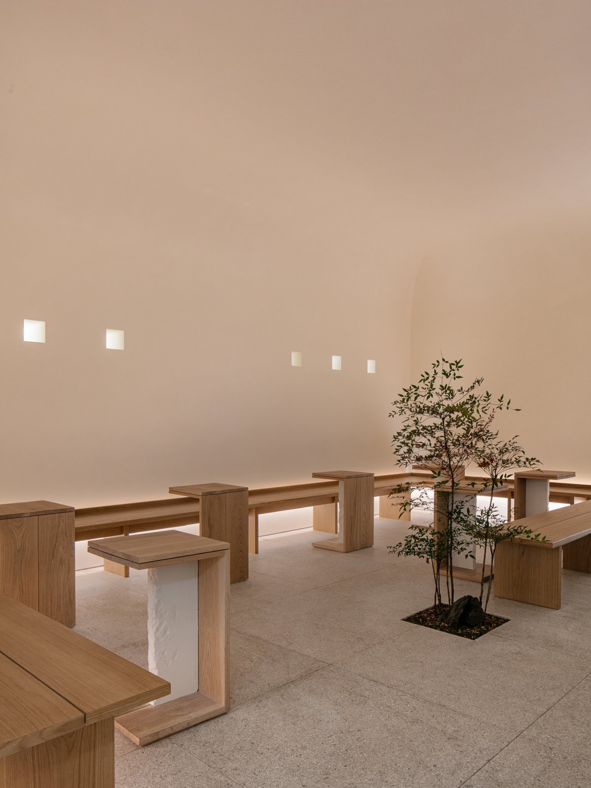 YINJISPACE Explores Life Aesthetics Through a Media Lens, Blending Art ...