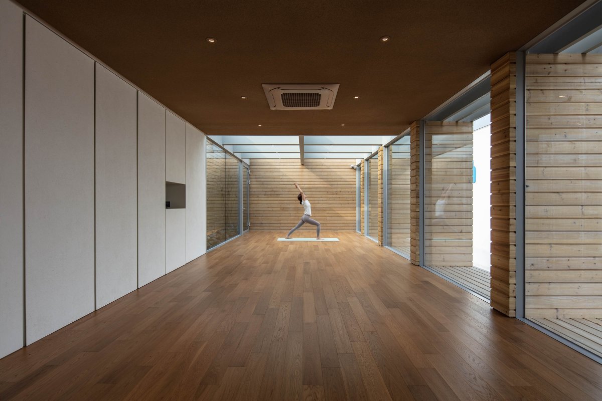 YINJISPACE Explores Life Aesthetics Through a Media Lens, Blending Art ...